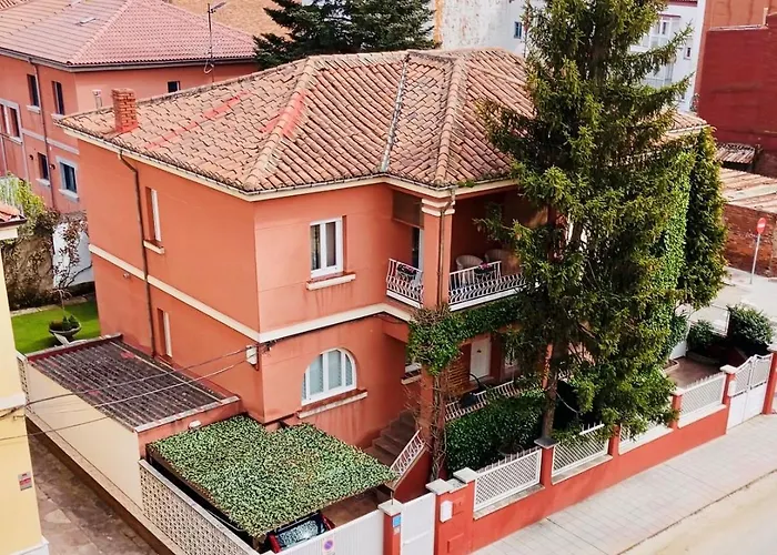 Casa Palomera - Casa Completa Con Jardin, Gimnasio Y Garaje Privados