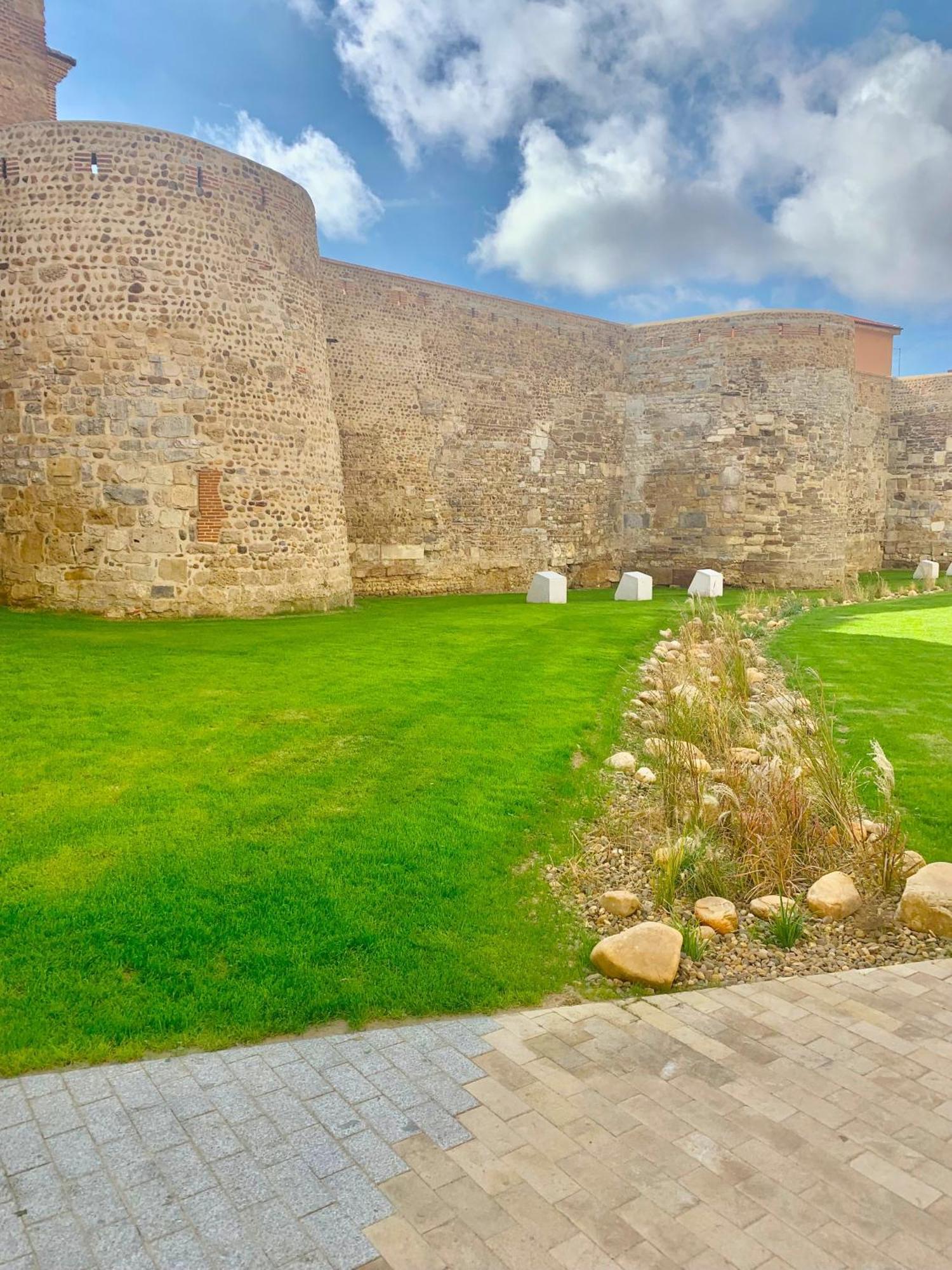 Casa Palomera - Casa Completa Con Jardin, Gimnasio Y Garaje Privados *